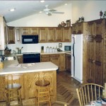 OAK KITCHEN